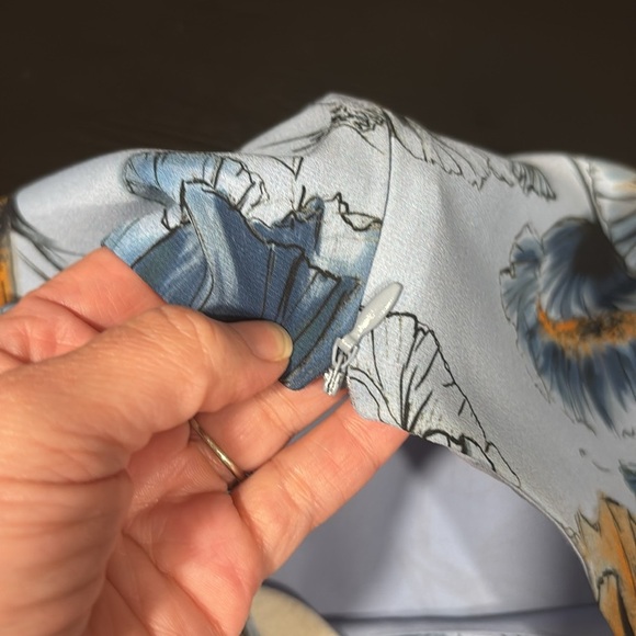 Prose & Poetry bell sleeved blue and orange floral blouse size XS - Picture 10 of 11